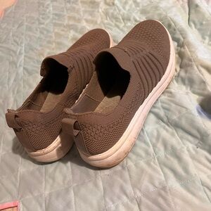 Clark’s cloud steppers